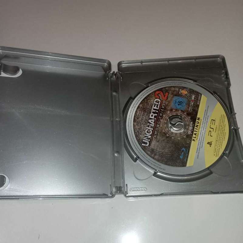 Uncharted 2: Among Thieves [PS3]  **No Booklet**